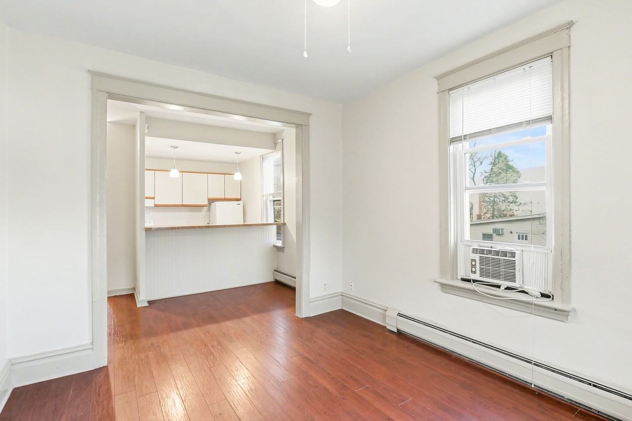 143-145 15th St - Photo 6 of 10