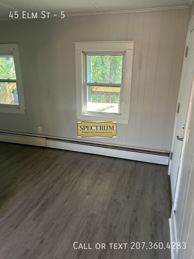 45 Elm St - Photo 3 of 8