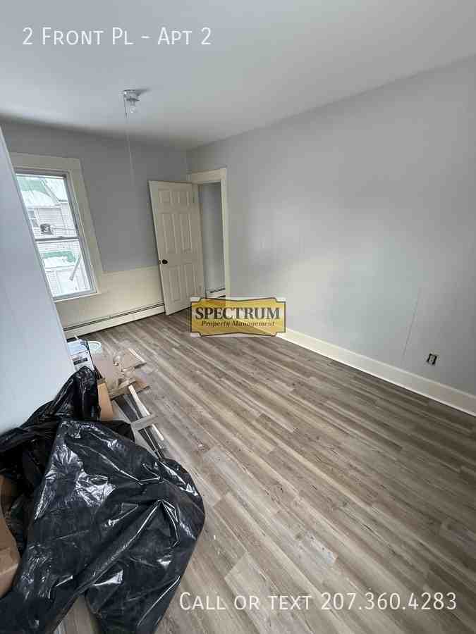 2 Front Pl - Photo 6 of 6