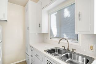 500 California Ave, North of Wilshire in Santa Monica. 5 blocks to the beach - Photo 1 of 1