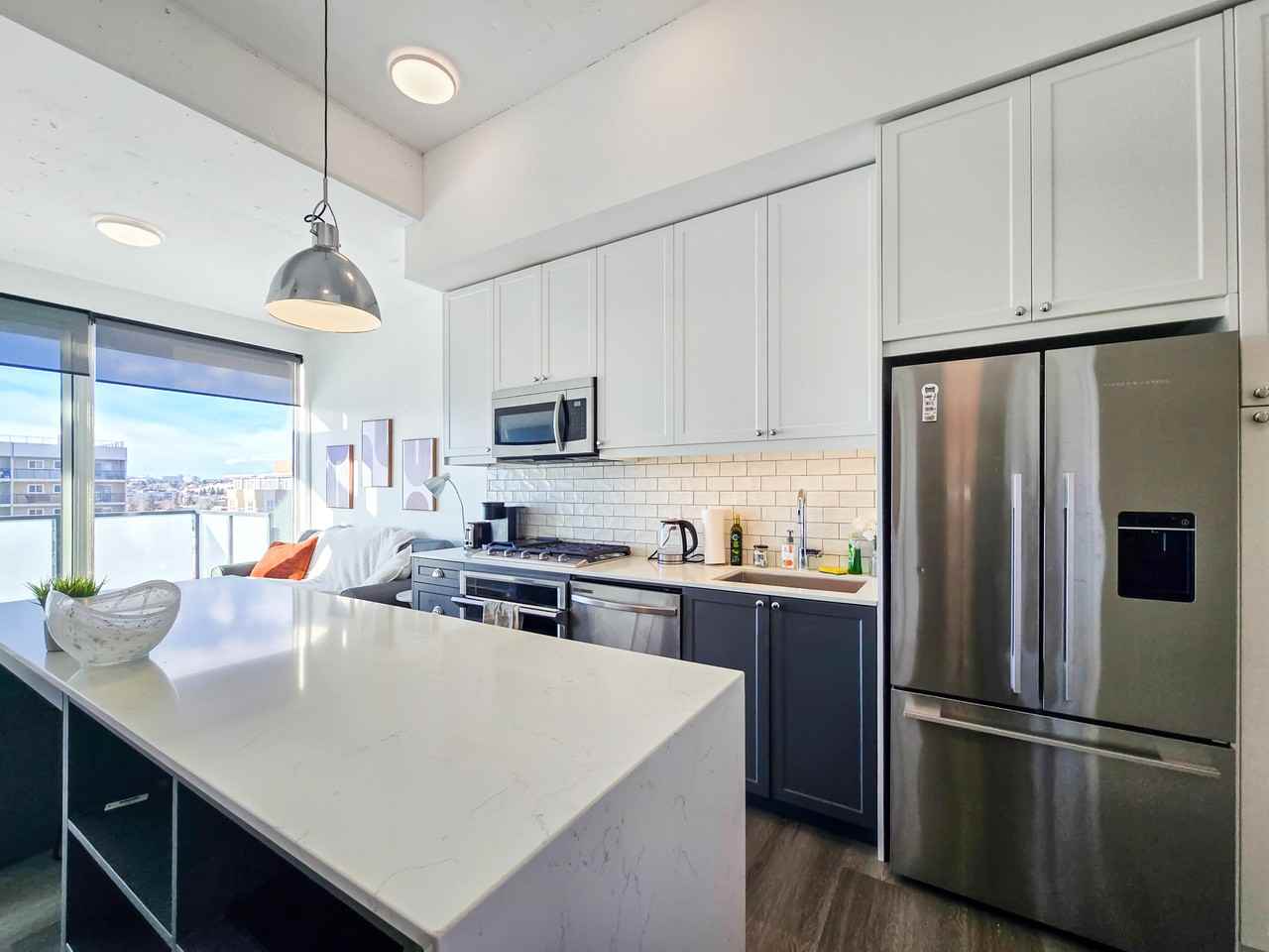 327 9 Street NW #910 - Photo 5 of 19