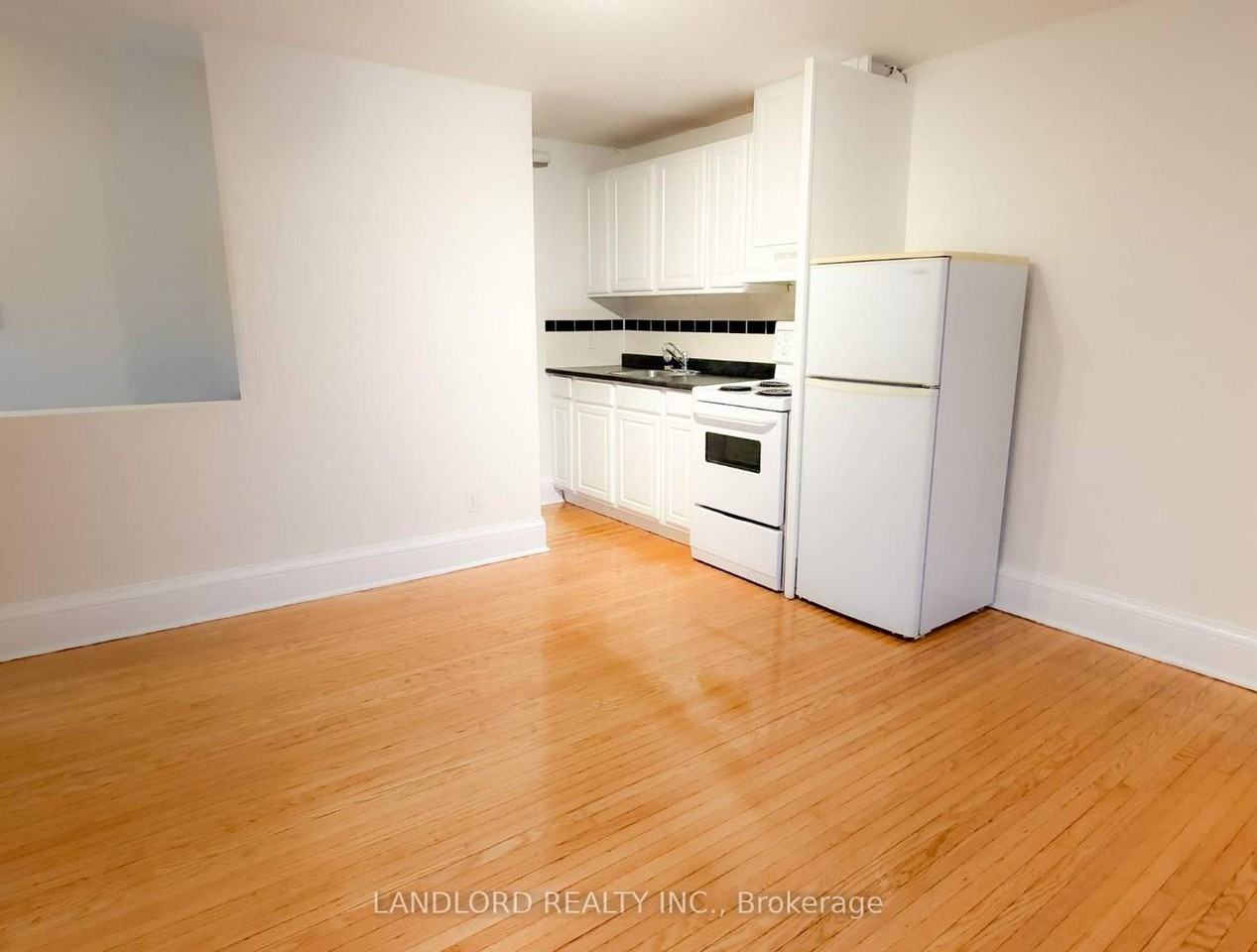 2469 Queen Street East #4