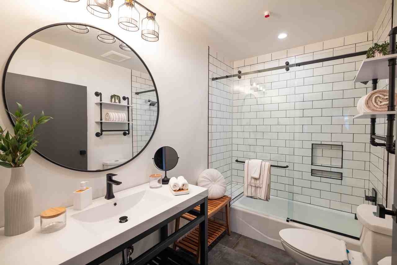 605 Lofts - Photo 4 of 50