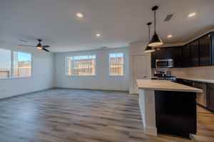 featured image of 414 Prosecco Way