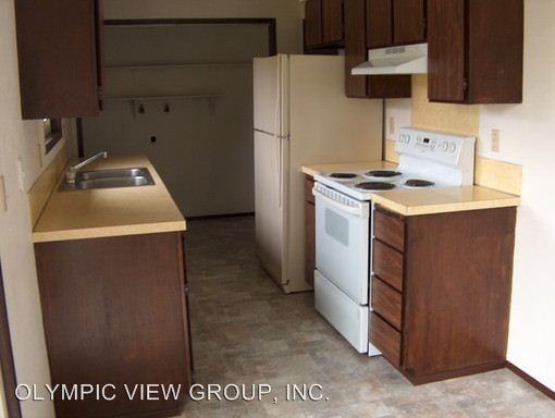 OAKHURST DRIVE - Photo 3 of 5