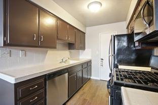 1111 17th St #D in Santa Monica - Photo 1 of 1