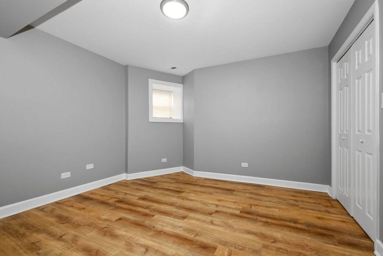 4801 S Calumet Ave - Photo 5 of 9