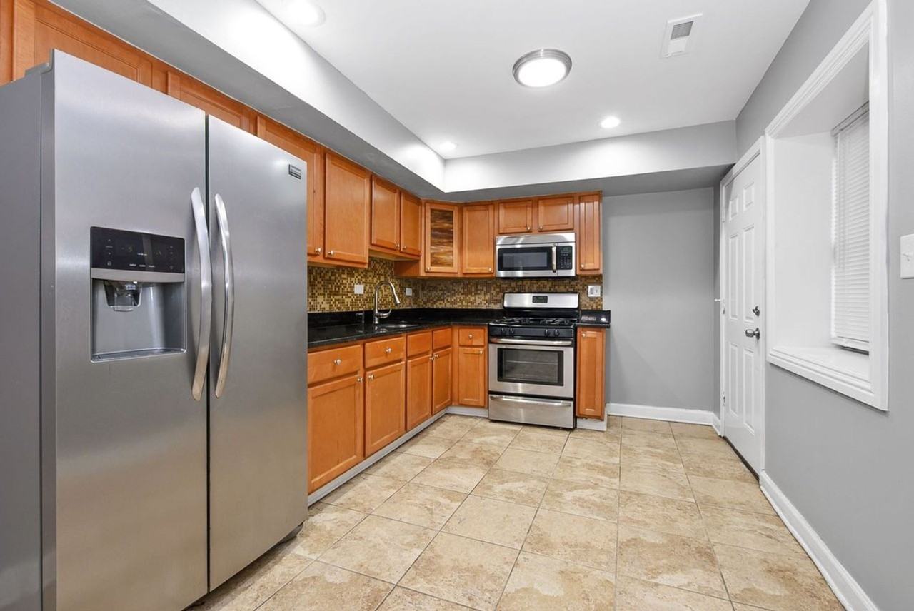 4801 S Calumet Ave - Photo 6 of 9