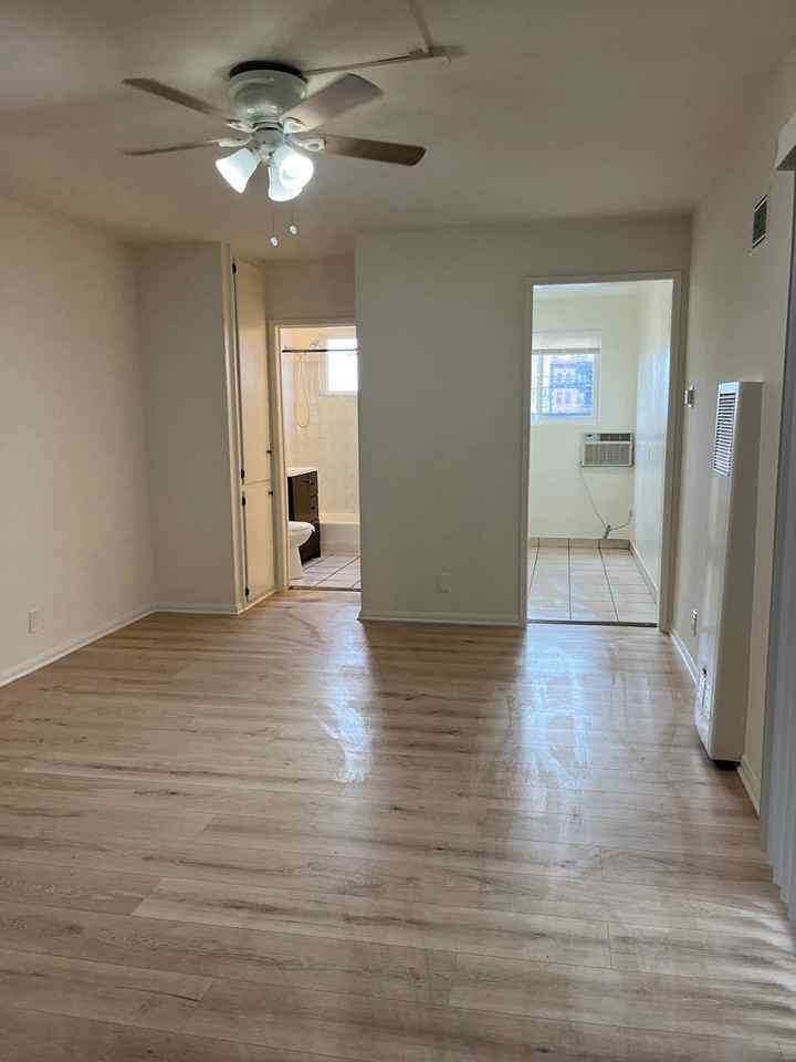 1819 N. Ivar Avenue, - Photo 3 of 50