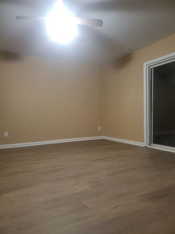 157 Delmar Lane #E - Photo 2 of 14