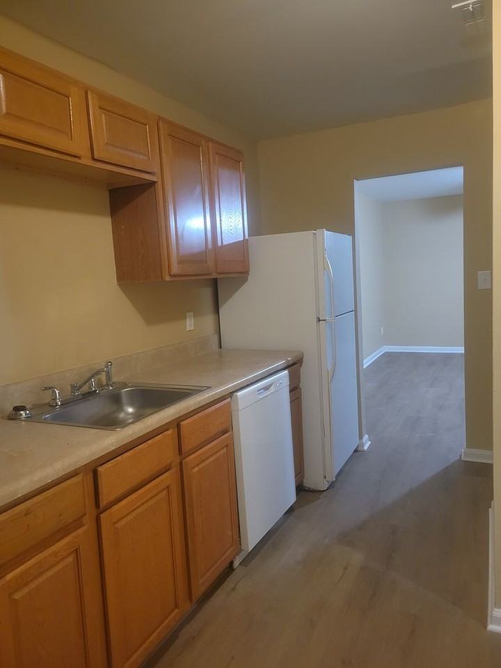 157 Delmar Lane #E - Photo 5 of 14