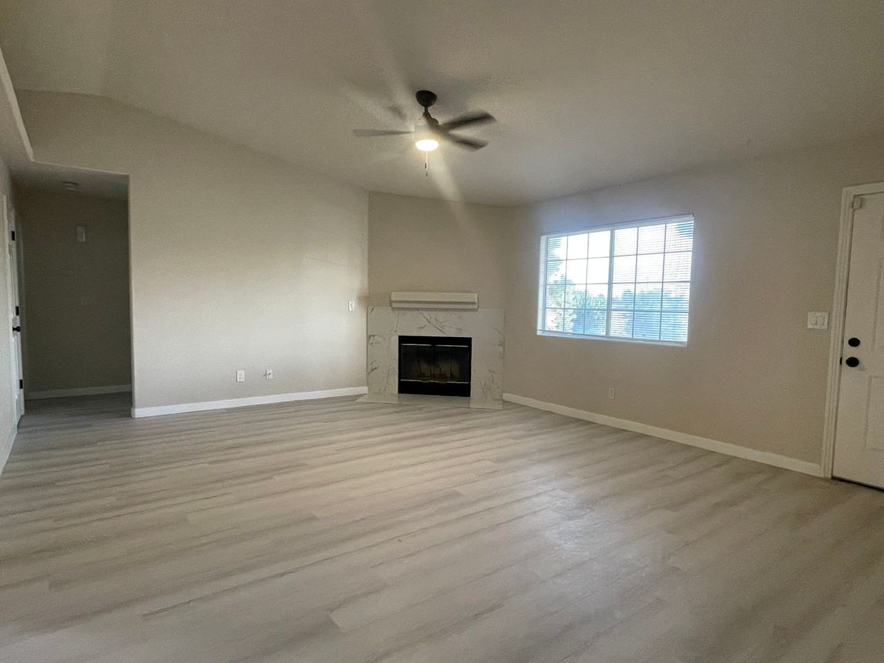 7263 Jimson Avenue - Photo 6 of 17