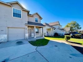 featured image of 2707 Westhampton Ct