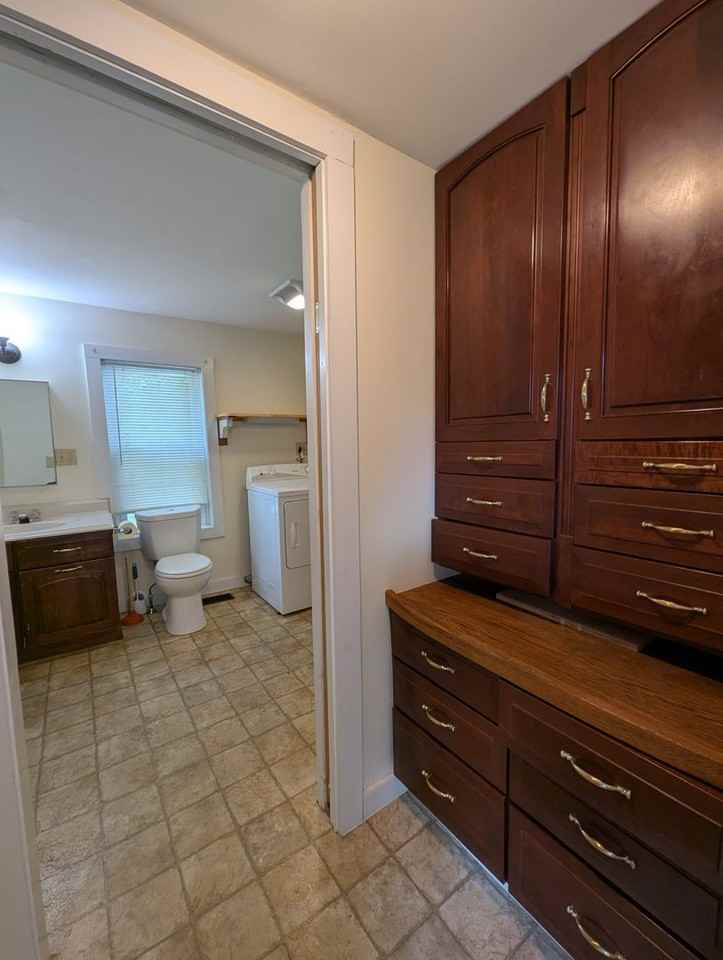 173 Elliot St - Photo 7 of 15