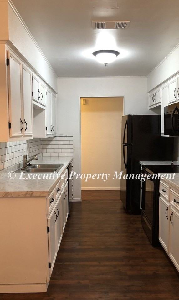 1007 North 4th Street - Photo 5 of 10