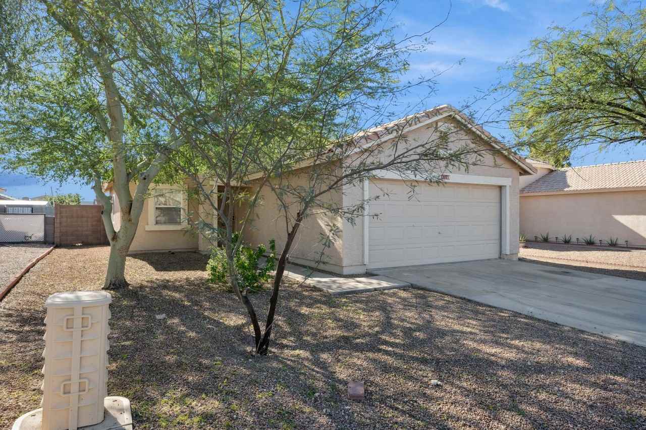 11545 East Contessa Street - Photo 2 of 26