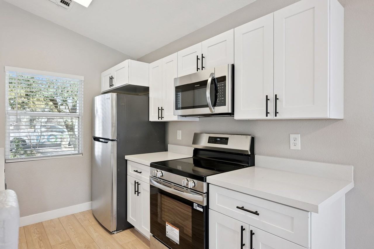 11545 East Contessa Street - Photo 7 of 26