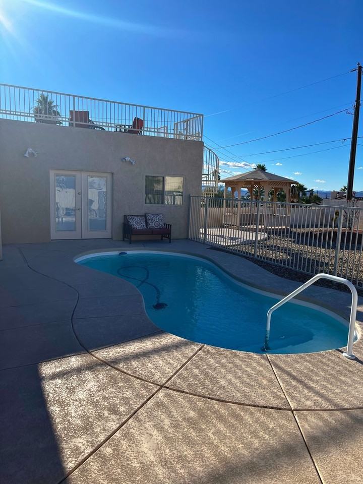 2567 Daytona Avenue - Photo 2 of 30