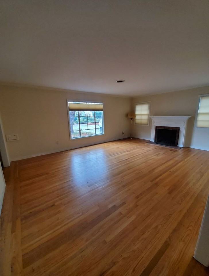 1241 Perkins Way - Photo 3 of 18