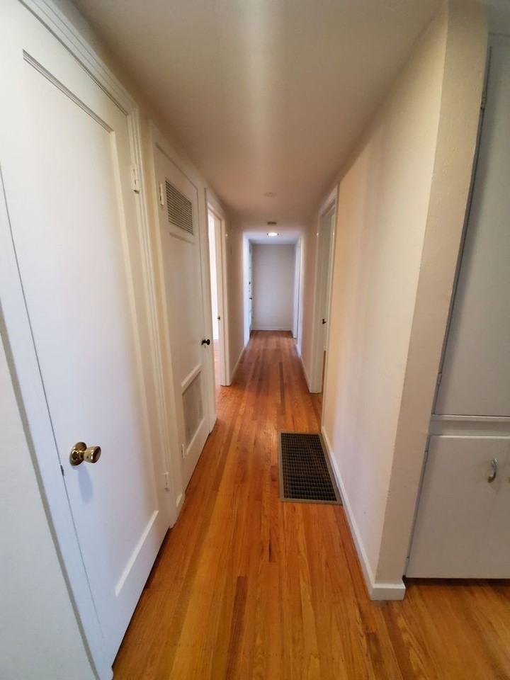 1241 Perkins Way - Photo 5 of 18