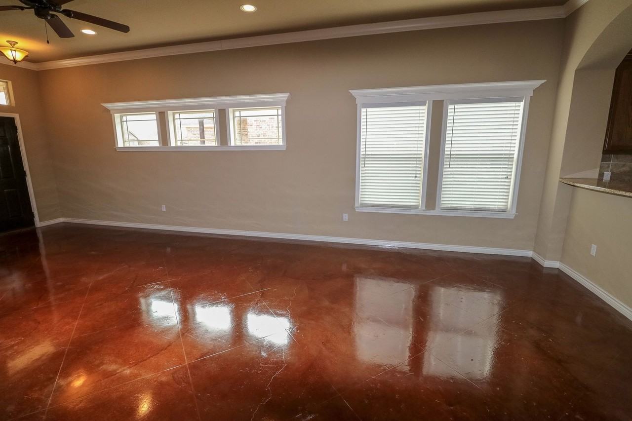 3025 Stallion Drive - Photo 5 of 28