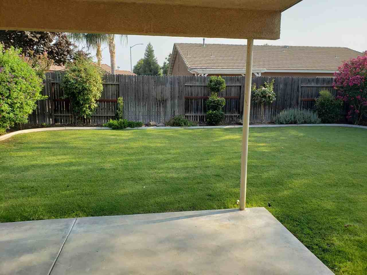 5723 Sarona Street - Photo 5 of 8