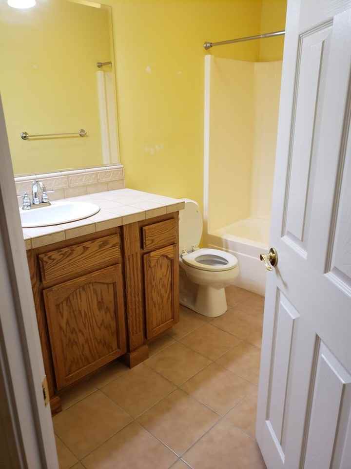 5723 Sarona Street - Photo 6 of 8