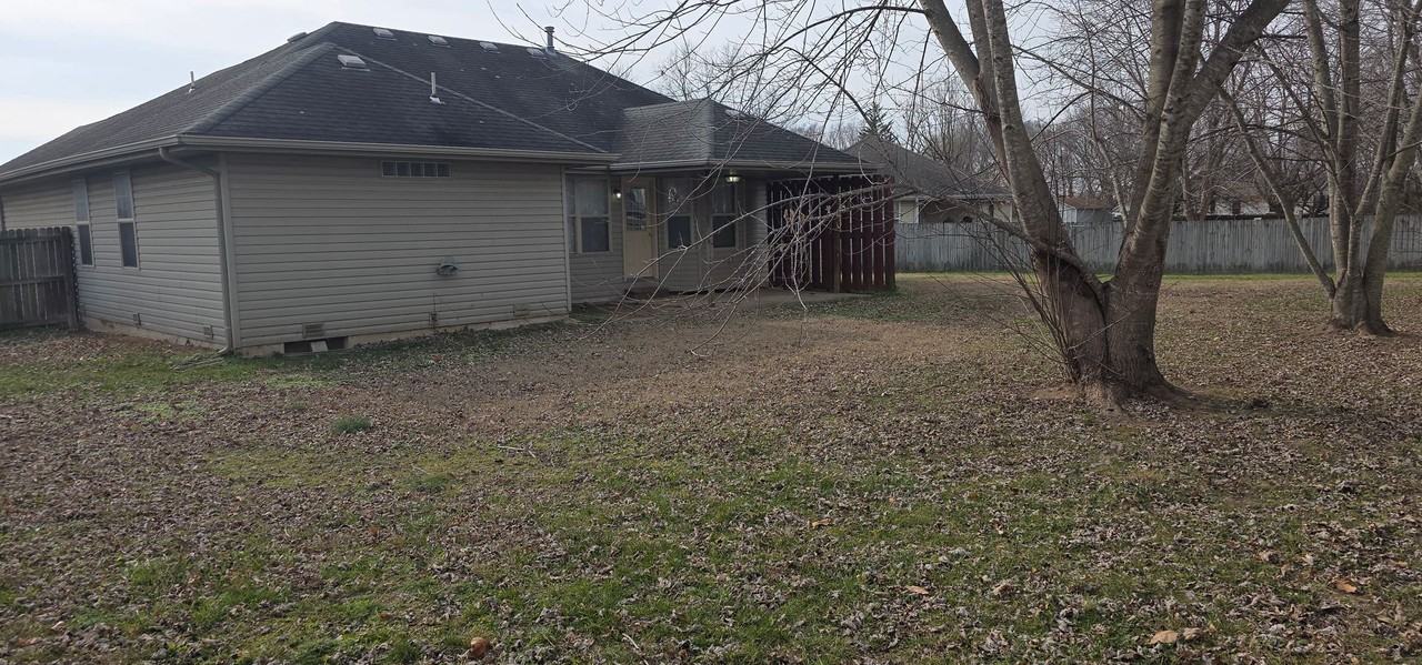 4451 West 2nd Street - Photo 2 of 12