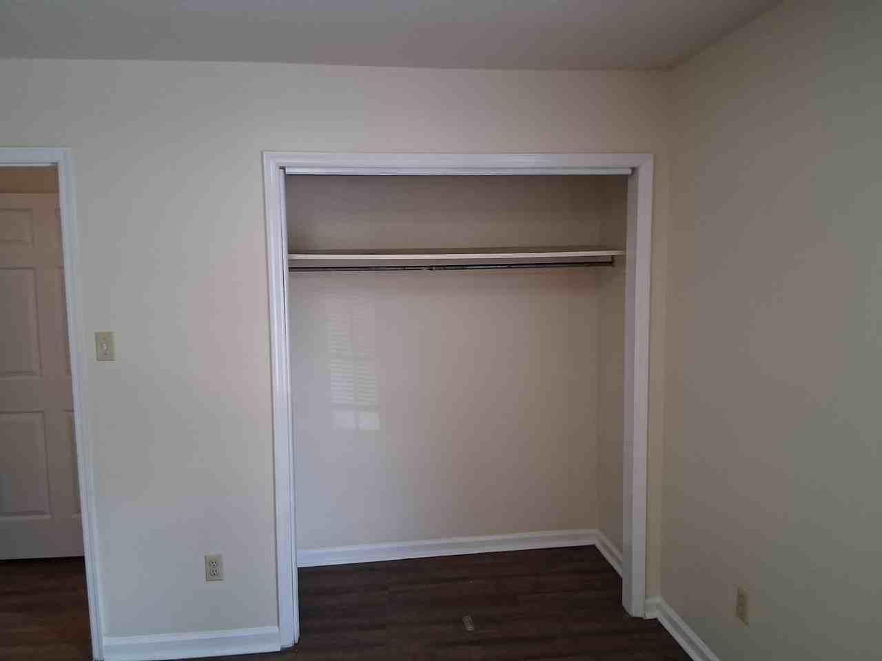 2110 Lennox Street #17 - Photo 2 of 5