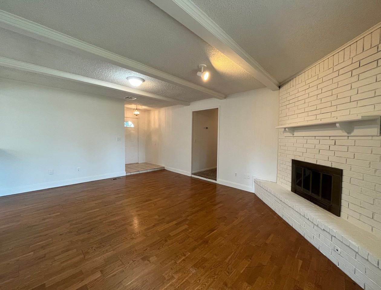 221 W Canton St - Photo 4 of 24