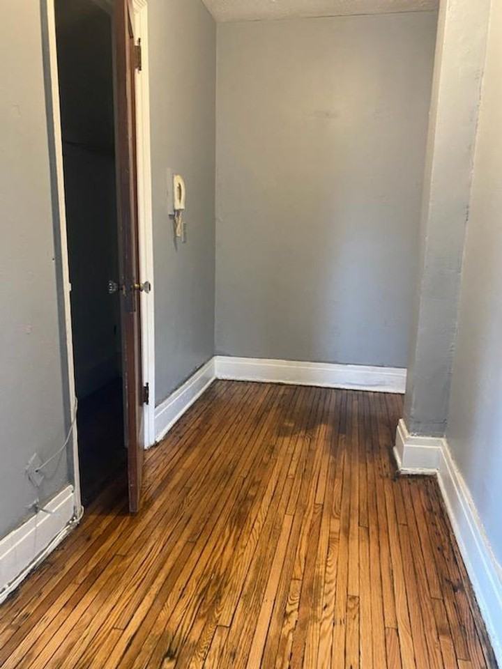 Campus - Photo 4 of 7