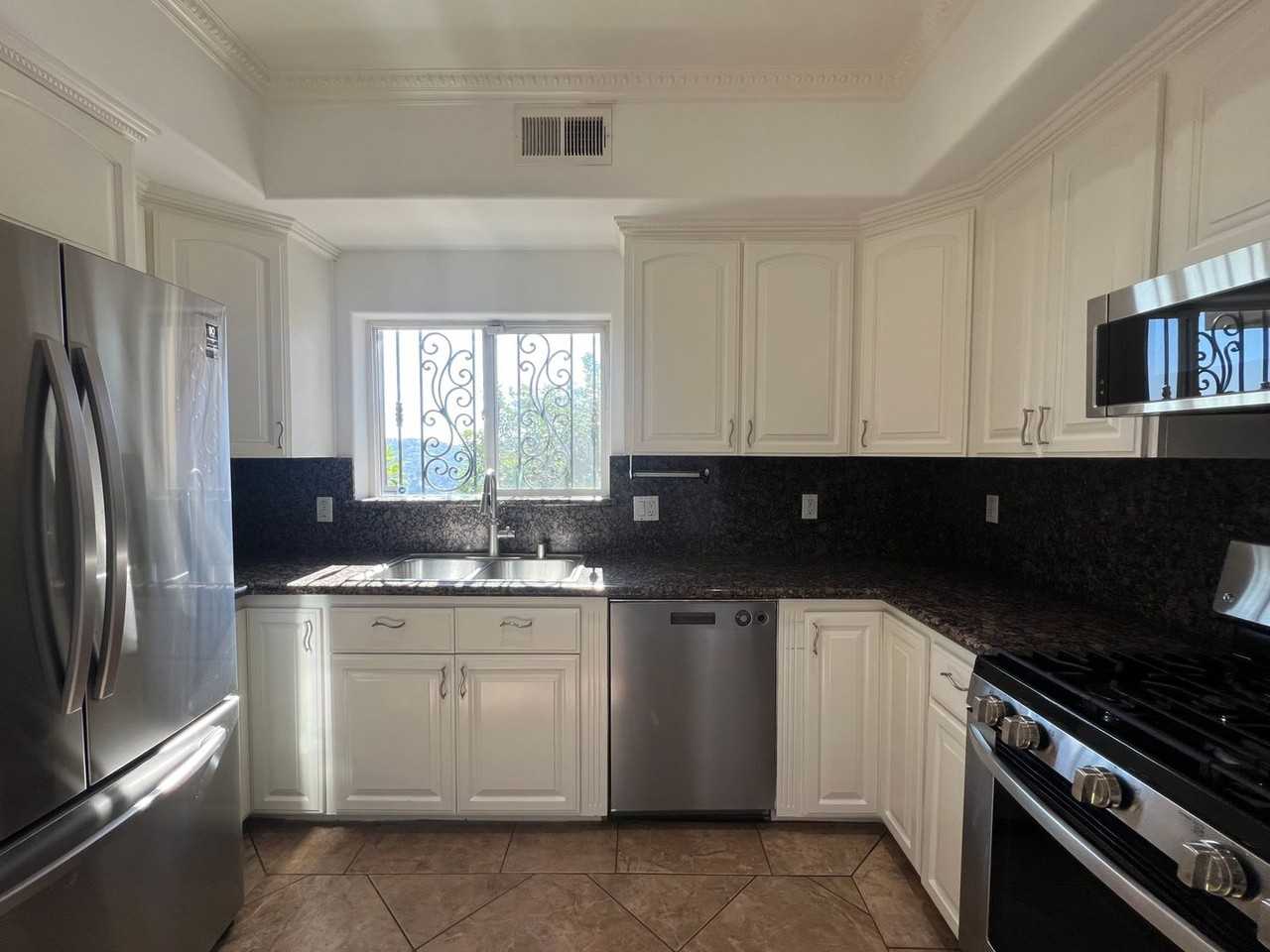 610 Cross Ave - Photo 7 of 22