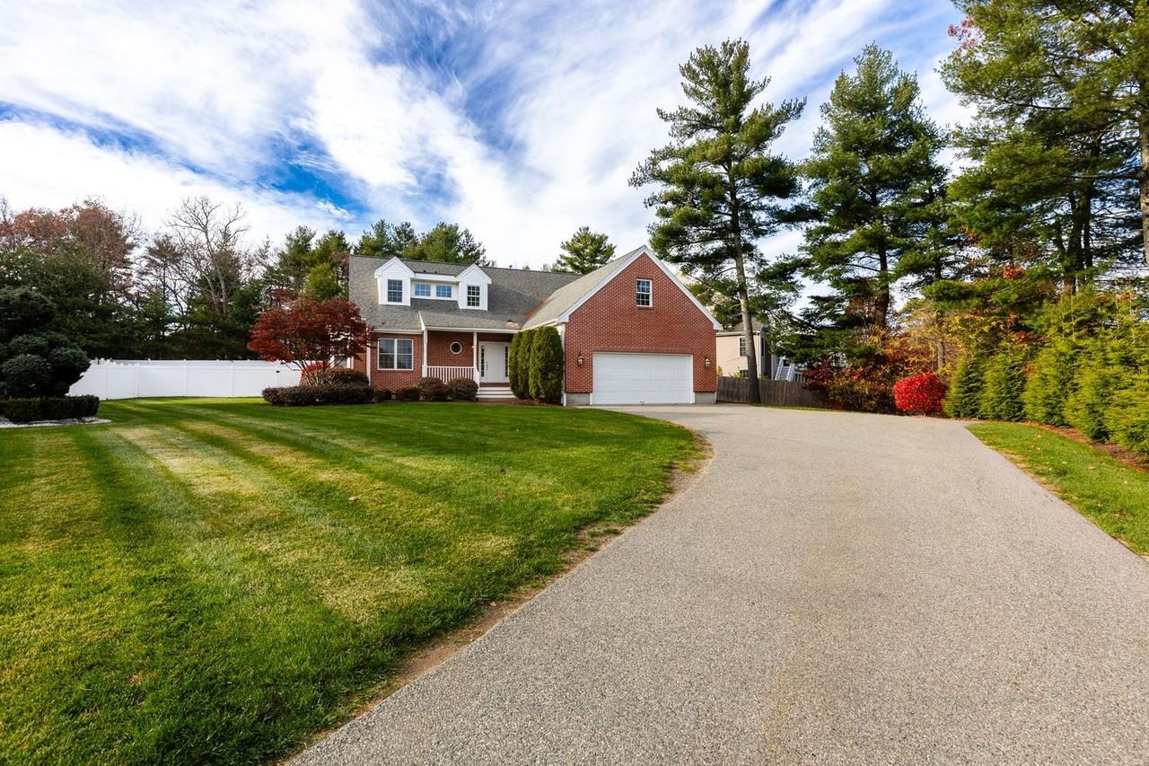 5 Neff Drive - Photo 2 of 50