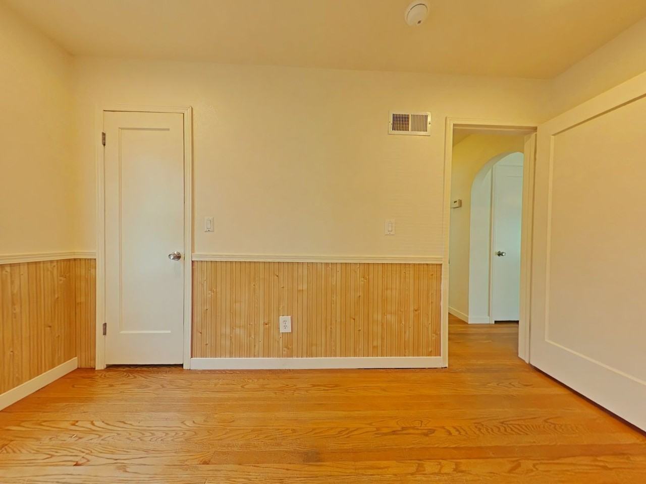 1098 14th Avenue Southwest - Photo 6 of 11