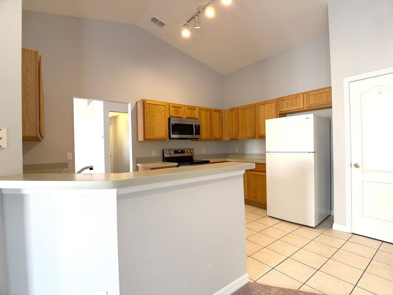 287 Sandy Ridge Drive - Photo 7 of 39