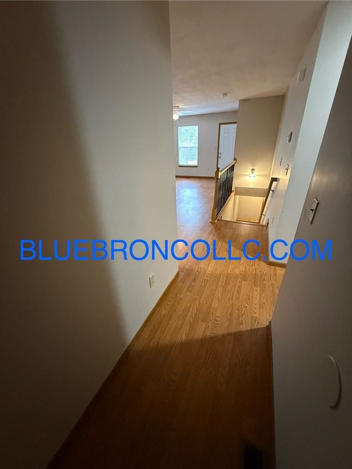 611 Pine Street - Photo 2 of 21