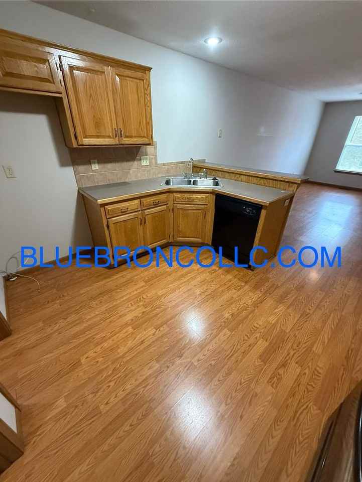 611 Pine Street - Photo 5 of 21