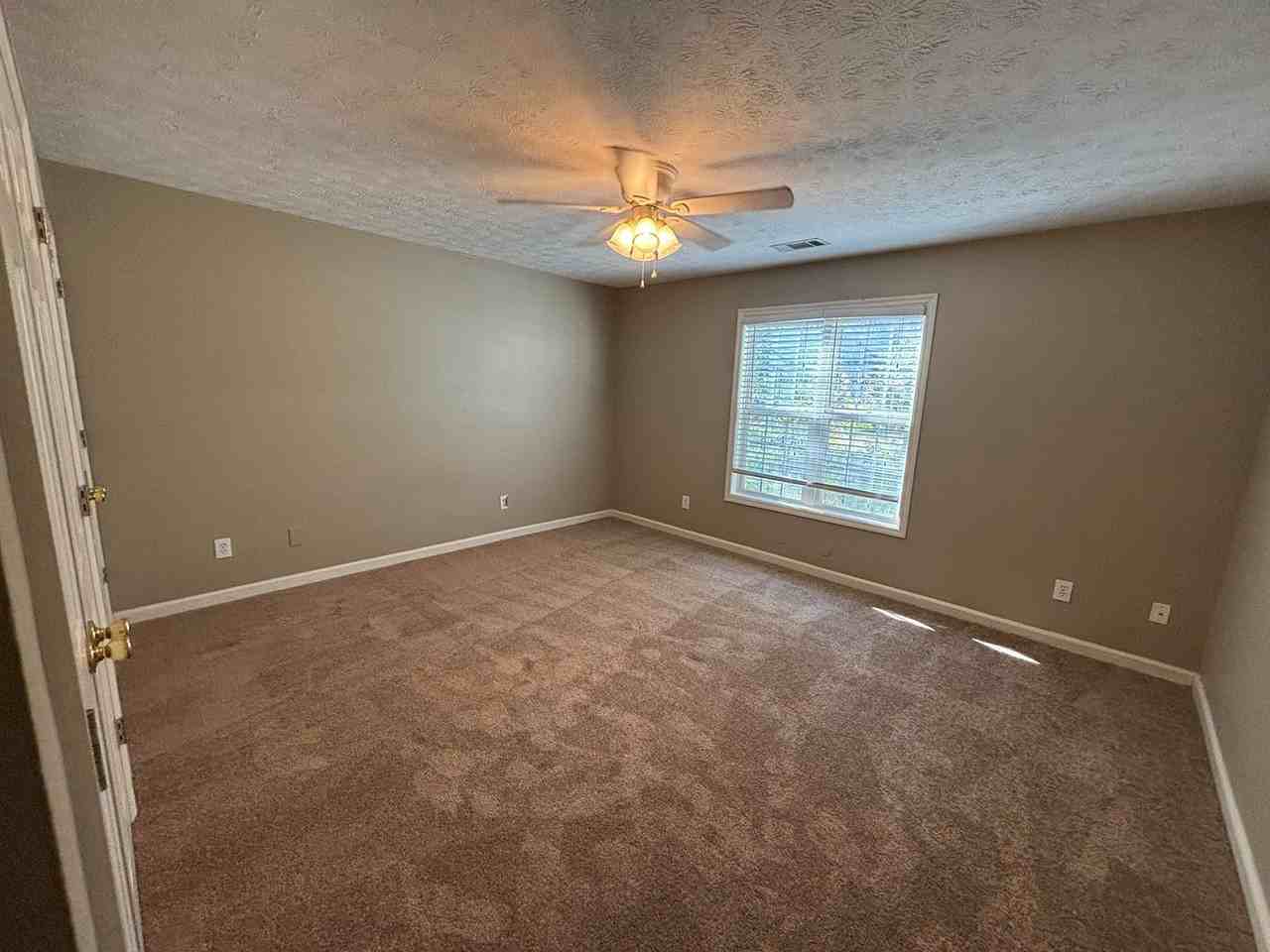 1338 Virginia Street - Photo 7 of 12