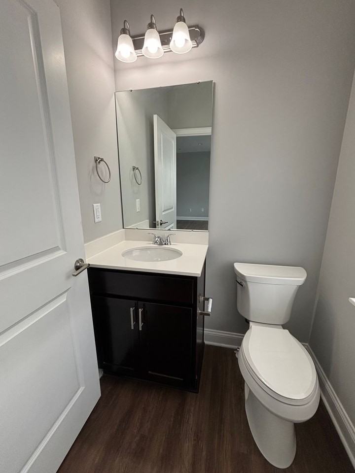 80 Hawthorne Drive - Photo 7 of 20