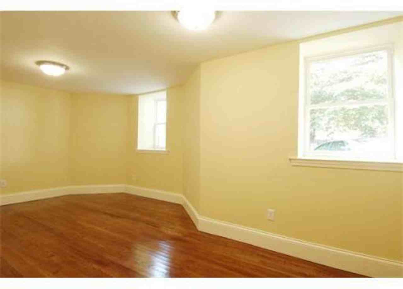 19 Parker Hill Avenue - Photo 4 of 19