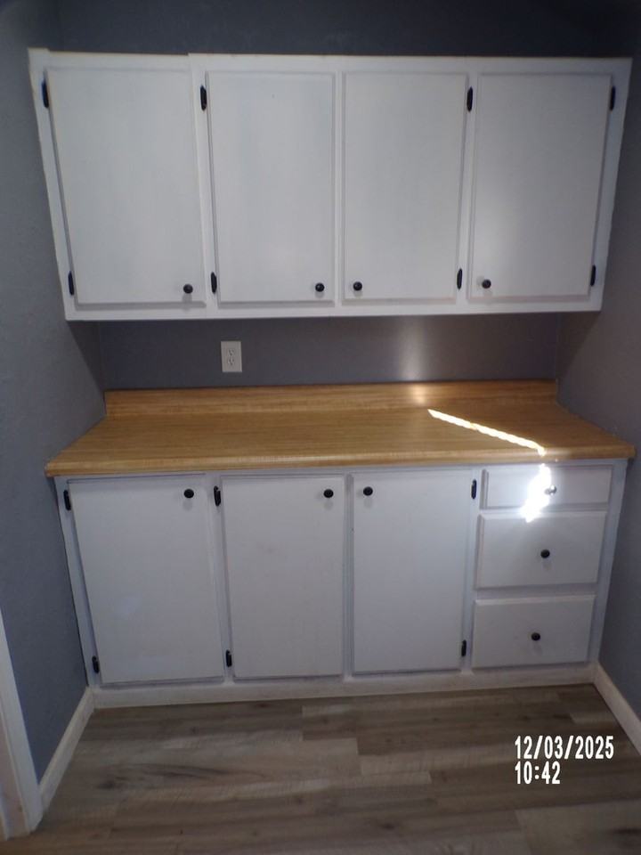 206 Southwest 24th Street - Photo 6 of 22