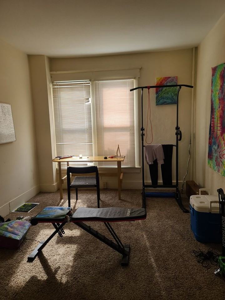 810 North Coler Avenue - Photo 3 of 9