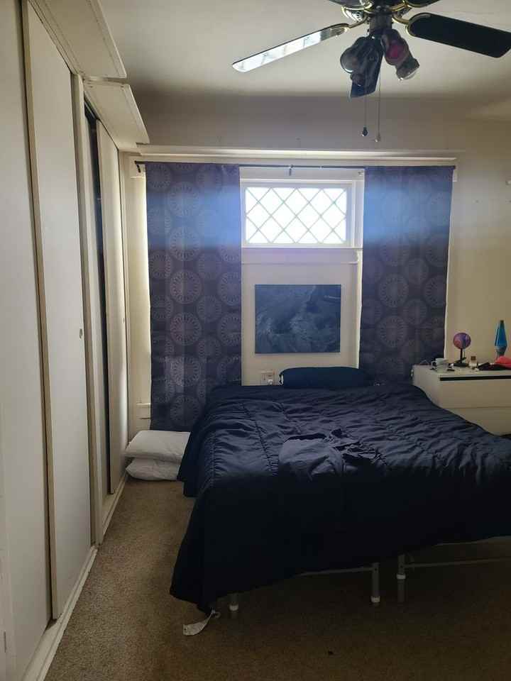 810 North Coler Avenue - Photo 6 of 9