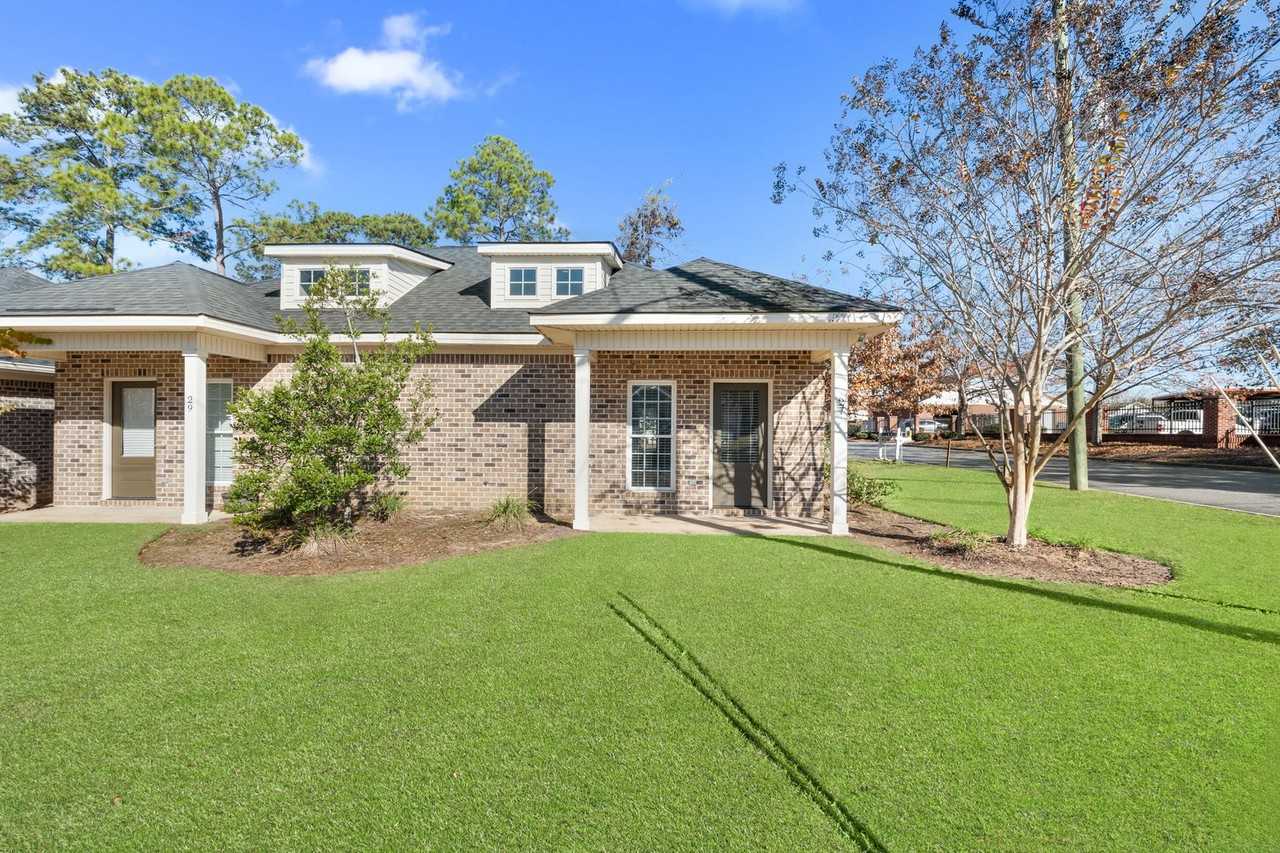 27 West Grady Street - Photo 2 of 12