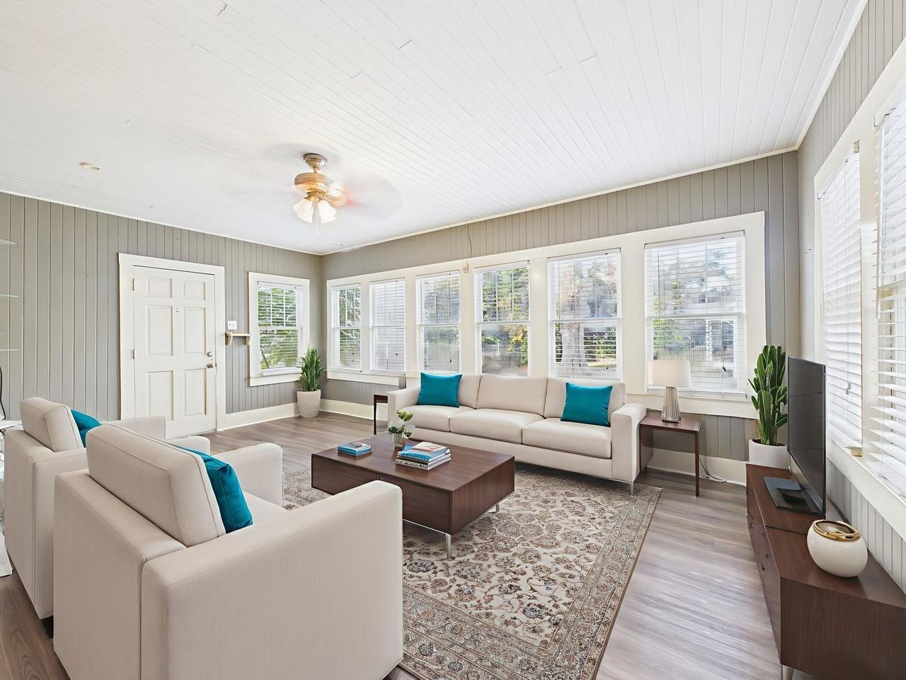 408 Harding St - Photo 2 of 19