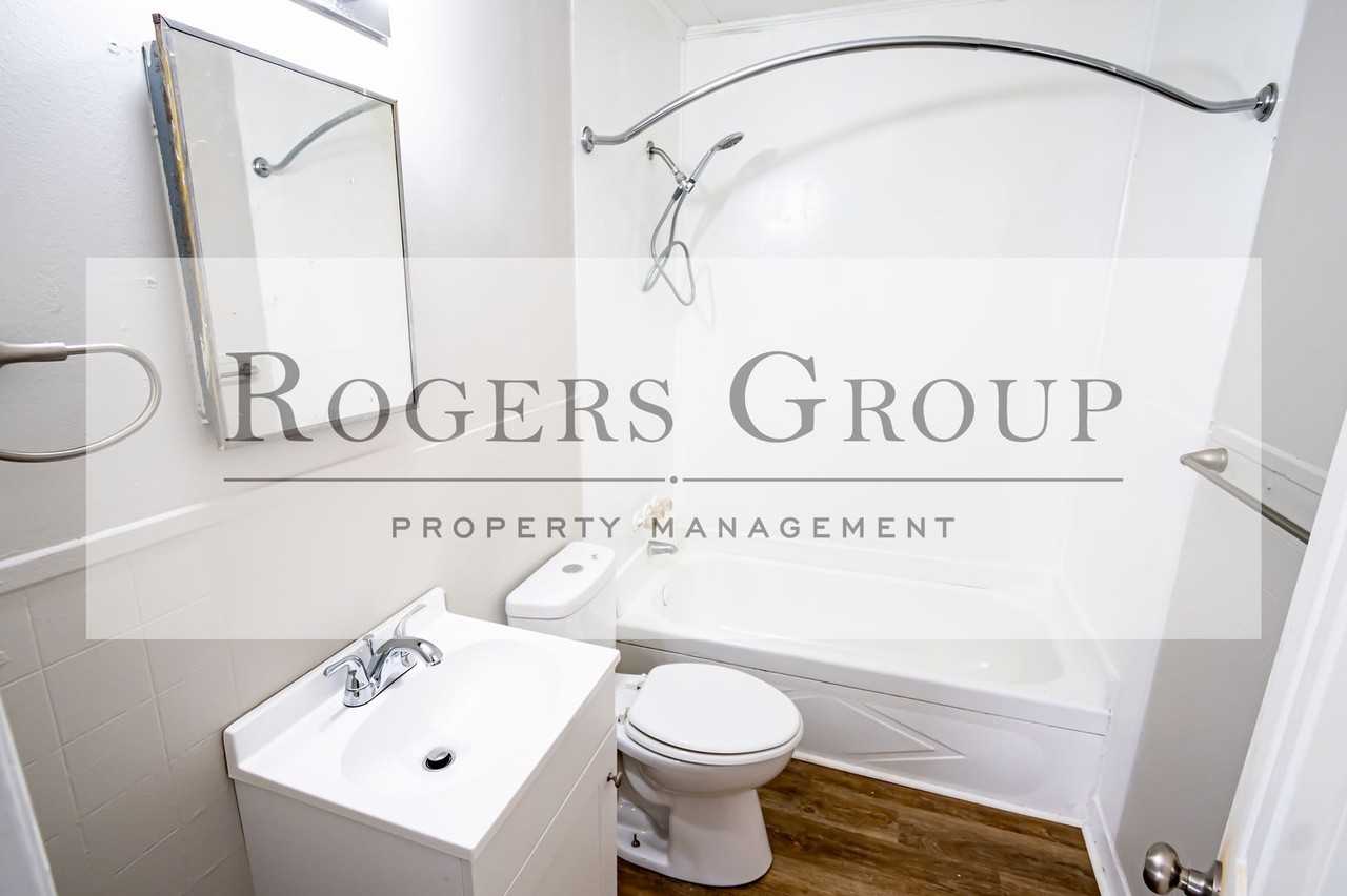 719 John Street - Photo 3 of 7