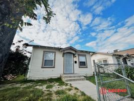 featured image of 1729 Blanche Street