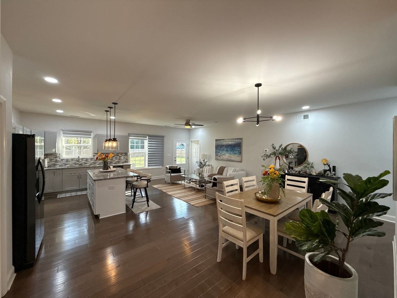 5120 Lakeview Road - Photo 2 of 26