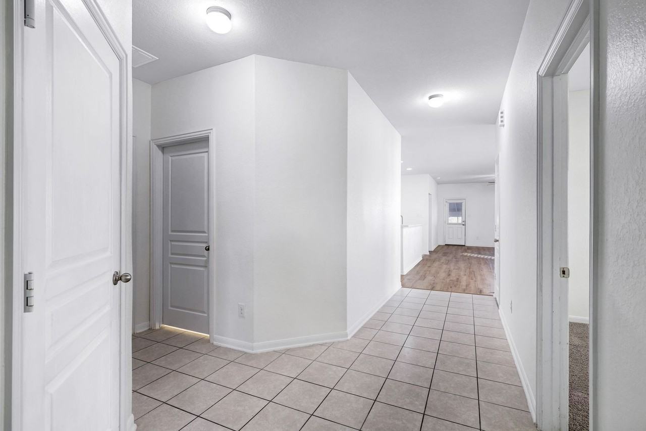11523 Verdis Vly - Photo 3 of 29