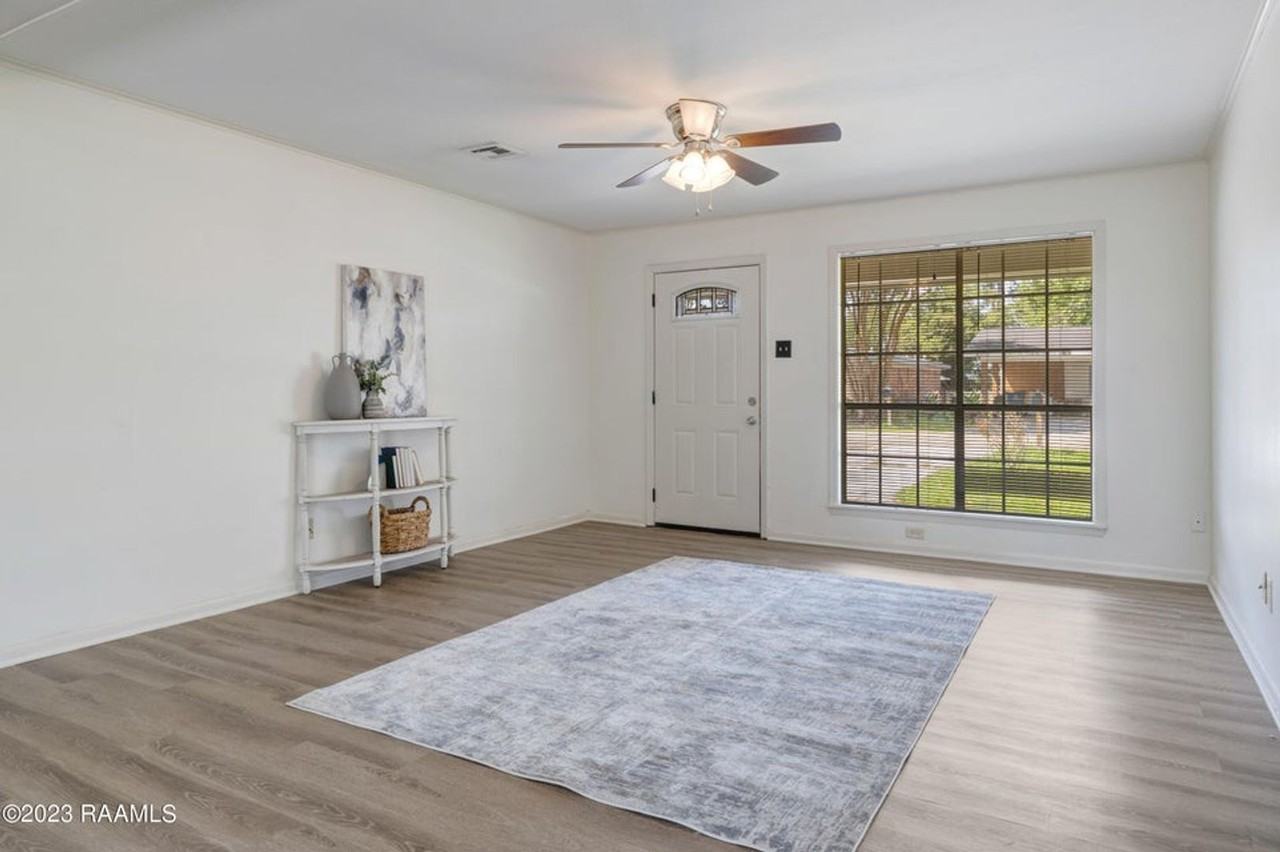 311 Gerald Drive - Photo 2 of 15